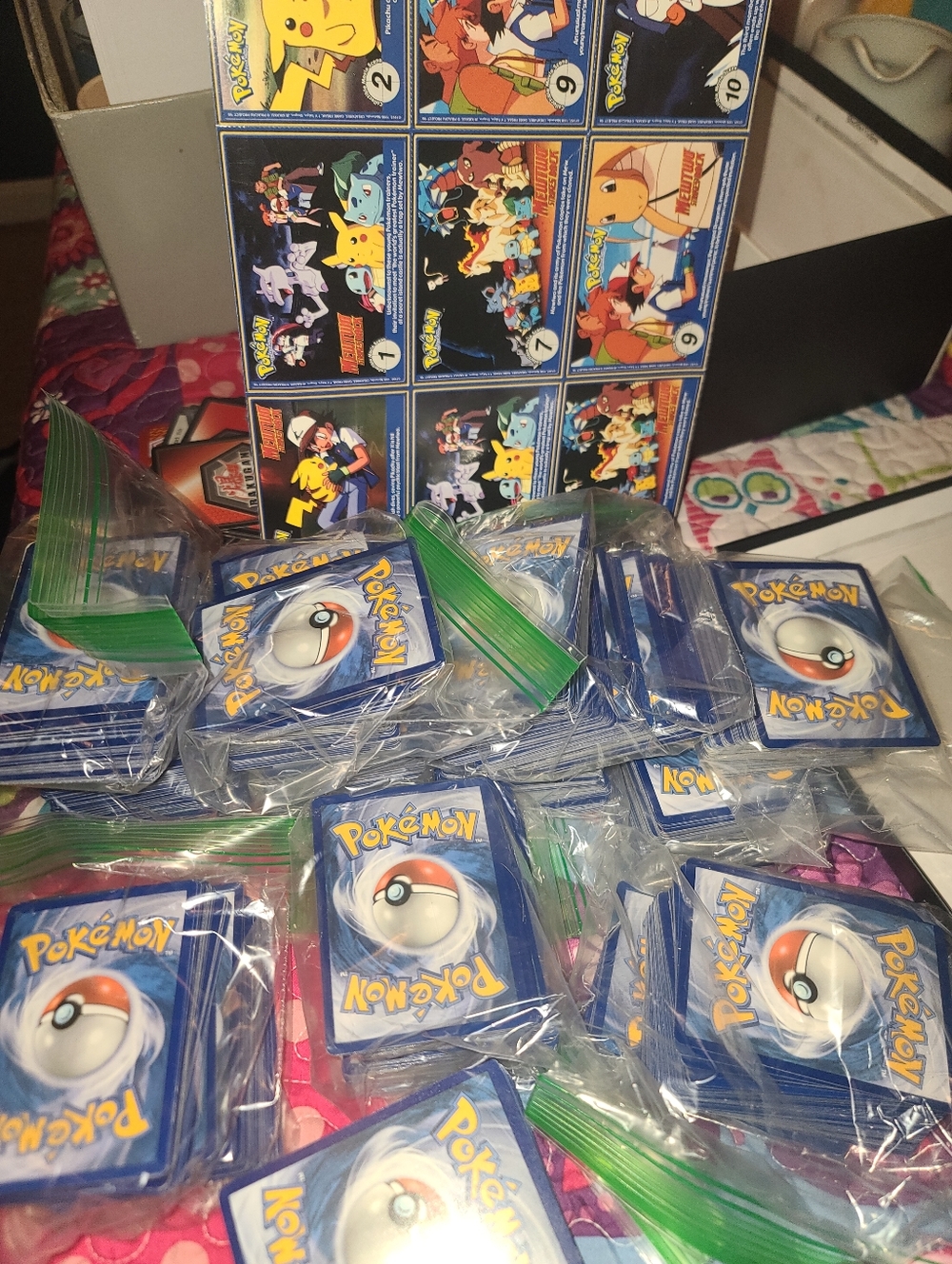 Pokémon Trading Card Game Bulk Pack - Blue Back Poké Ball Design